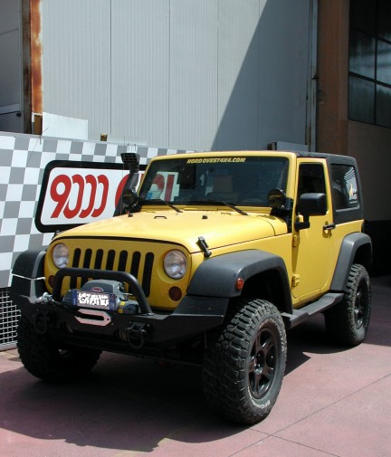 jeep-wrangler-JK-9000-giri