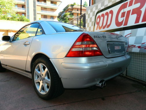 Mercedes Slk 200 kompressor powered by 9000 Giri 