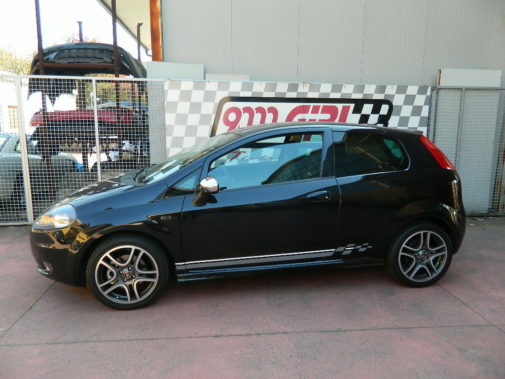 Fiat Grande Punto 1.4 T powered by 9000 Giri