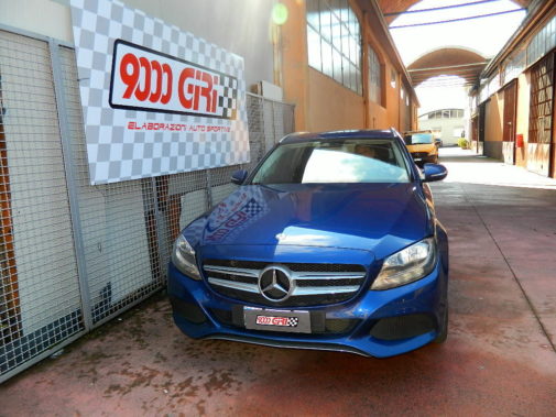 Mercedes c220cdi sw powered by 9000 giri