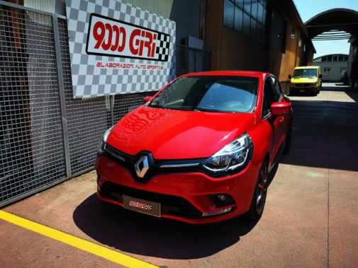 Renault Clio 1.5 Cdi powered by 9000 Giri