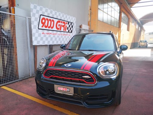 Mini Countryman Cooper Jcw powered by 9000 Giri