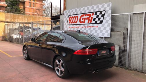 Jaguar Xe 2.0 powered by 9000 Giri