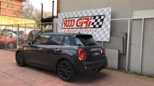 Mini Cooper S powered by 9000 Giri