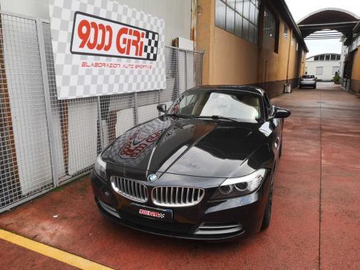 Bmw Z4 23i powered by 9000 Giri