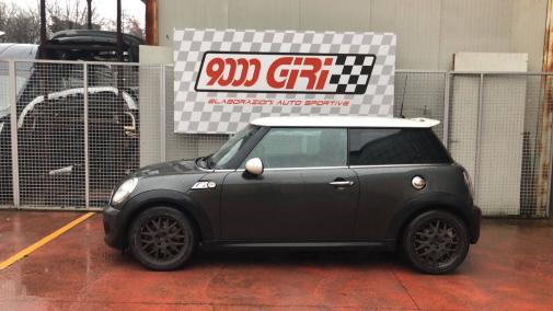 Mini Cooper S powered by 9000 Giri