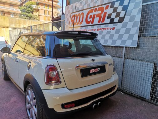 Mini Cooper S r56 powered by 9000 giri